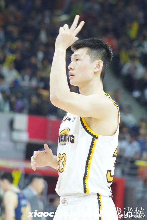 三分8中5砍19分,王岚嵚:今天出手就感觉能进 三分8中5砍19分,王岚嵚:今天出手就感觉能进